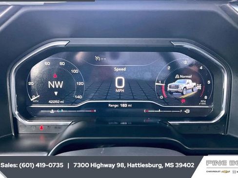 Used 2025 GMC Sierra 1500 AT4 w/ AT4 Premium Package image 15