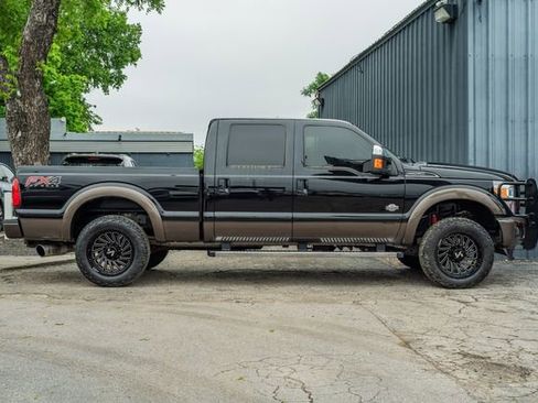 Used 2016 Ford F250 King Ranch w/ FX4 Off-Road Package AWD/4WD image 7