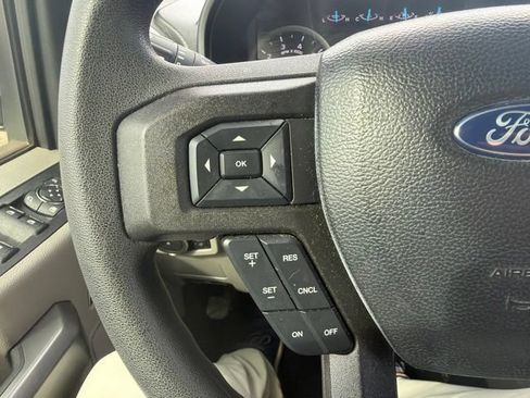 Used 2021 Ford F250 XLT w/ XLT Premium Package AWD/4WD image 23