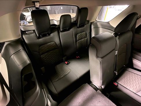 Certified 2025 Nissan Pathfinder S AWD/4WD image 37