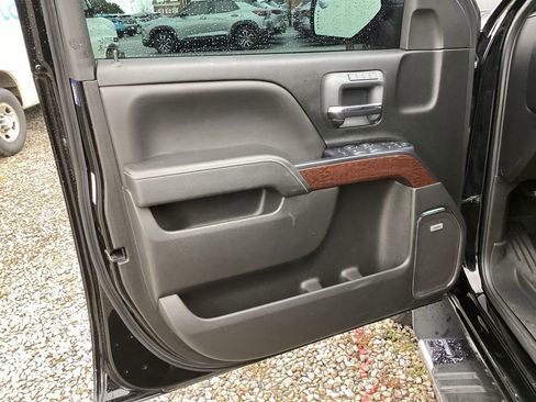 Used 2018 GMC Sierra 1500 SLT image 11