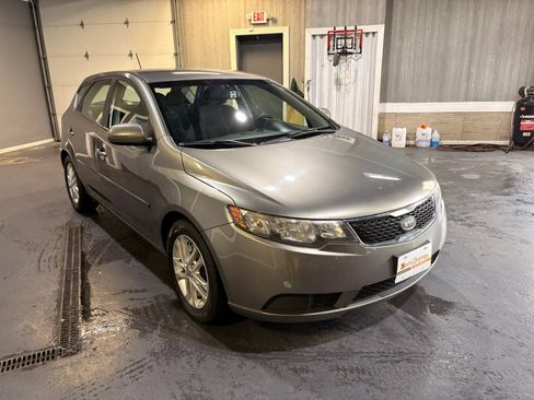 Used 2012 Kia Forte EX FWD image 8