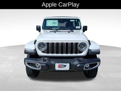 New 2025 Jeep Wrangler Unlimited Sahara w/ Technology Group AWD/4WD image 8