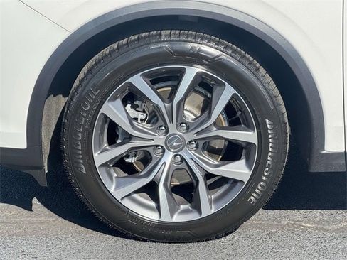 Used 2024 Acura MDX SH-AWD w/ Technology Package image 5