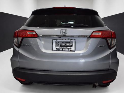 Used 2022 Honda HR-V EX image 9
