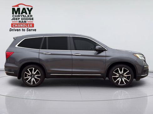 Used 2019 Honda Pilot Touring image 8