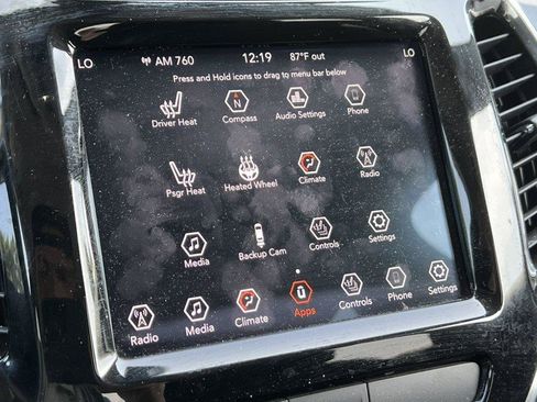 Used 2019 Jeep Cherokee Limited w/ Trailer Tow Group AWD/4WD image 21