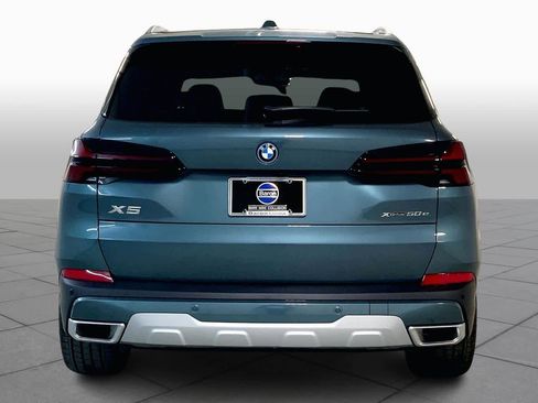New 2026 BMW X5 xDrive50e w/ Climate Comfort Package image 4