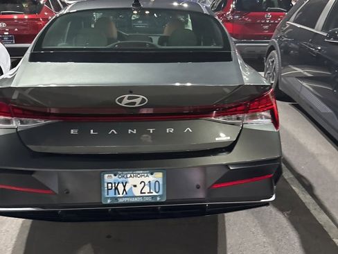 Certified 2024 Hyundai Elantra Limited image 5