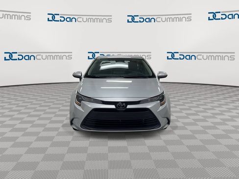 Used 2024 Toyota Corolla LE FWD image 3