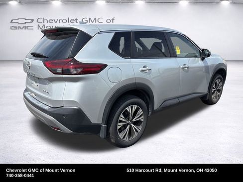 Used 2023 Nissan Rogue SV AWD/4WD image 5