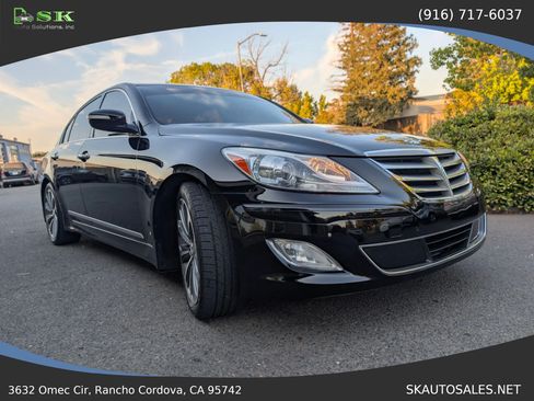 Used 2014 Hyundai Genesis 5.0 R-Spec RWD image 5