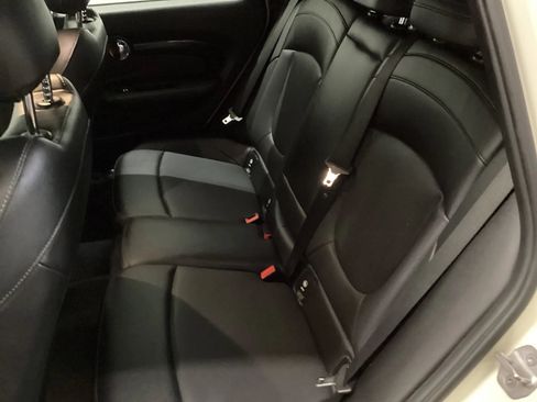 Used 2019 MINI Cooper Clubman S AWD/4WD image 6