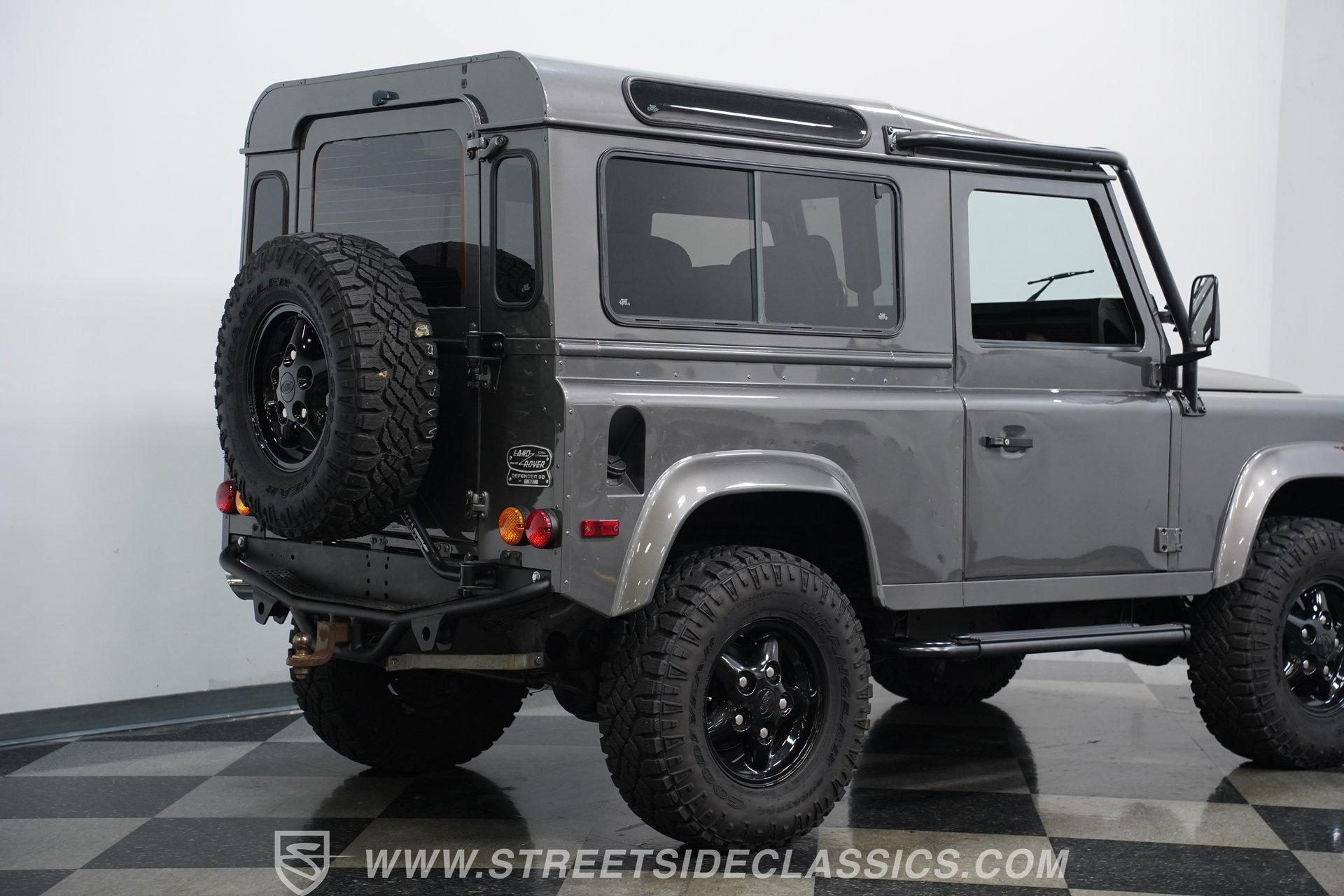 Used 1997 Land Rover Defender 90 AWD/4WD image 25