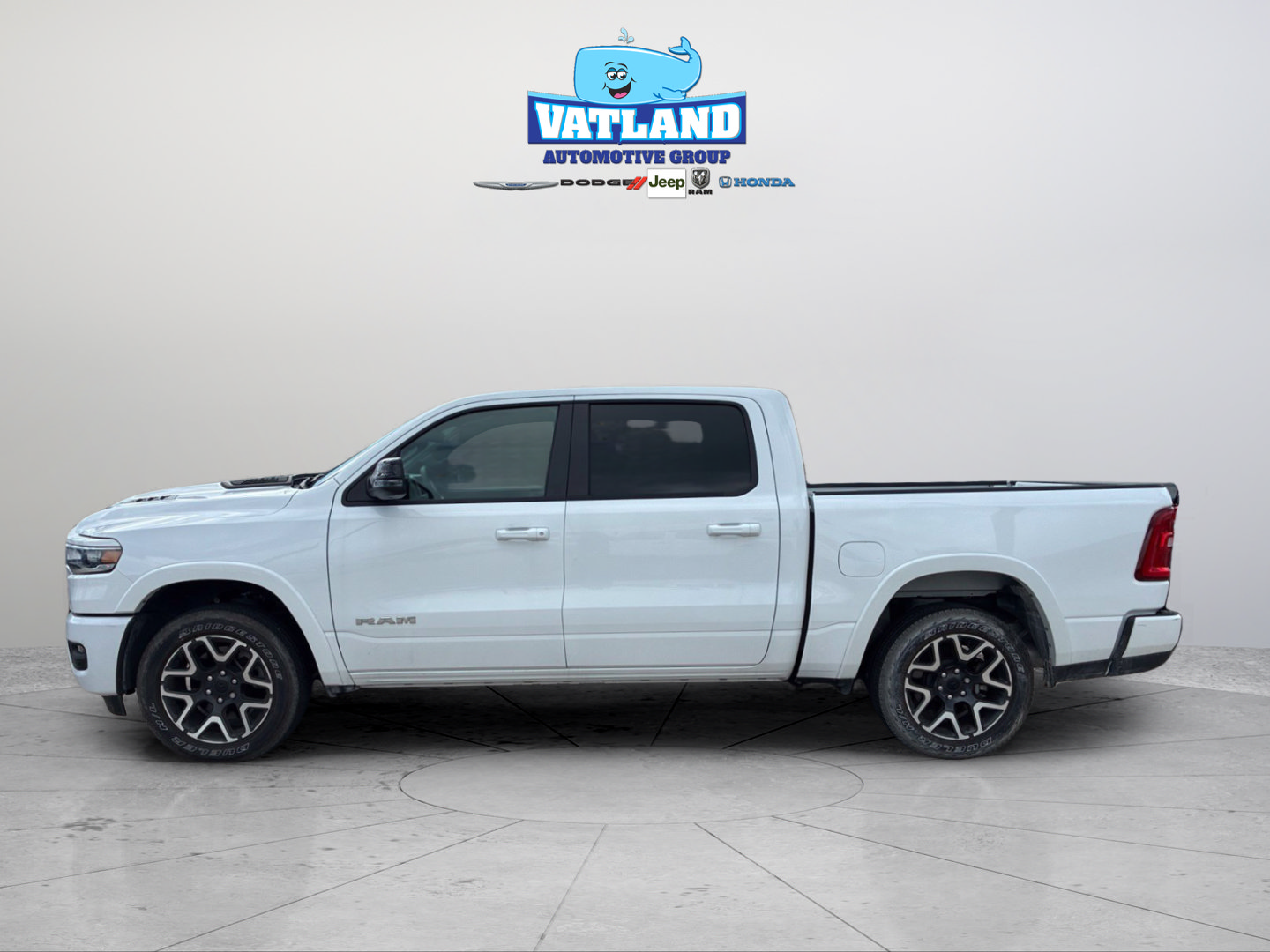 Used 2026 RAM 1500 Laramie w/ Sport Appearance Package AWD/4WD image 2
