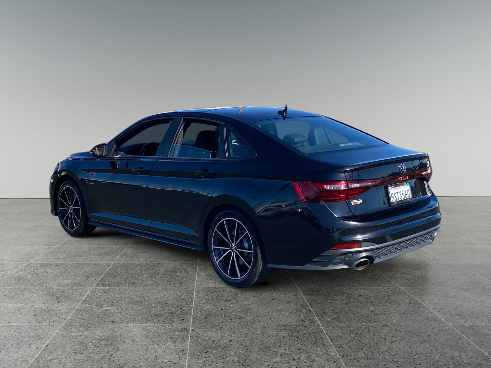 Used 2025 Volkswagen Jetta GLI Autobahn FWD image 3