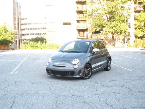 Used 2013 FIAT 500 Abarth FWD image 19