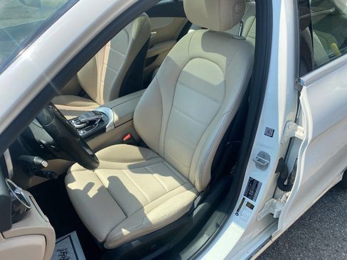 Used 2016 Mercedes-Benz C 300 Sedan image 17