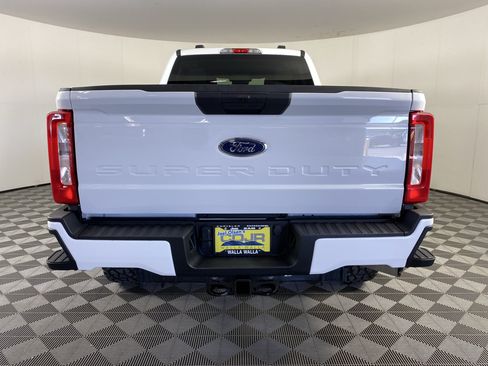 Used 2026 Ford F250 XLT AWD/4WD image 8