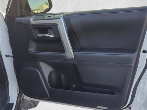 Used 2022 Toyota 4Runner SR5 Premium w/ Moonroof Package AWD/4WD image 25