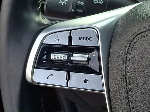 Used 2023 Kia Telluride EX w/ EX Captain's Chair Package image 24