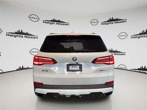 Used 2022 BMW X5 xDrive40i AWD/4WD image 3