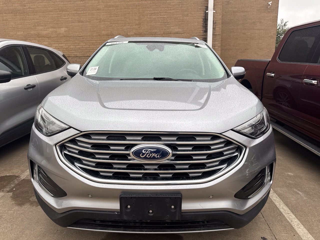 Used 2023 Ford Edge Titanium AWD/4WD image 2