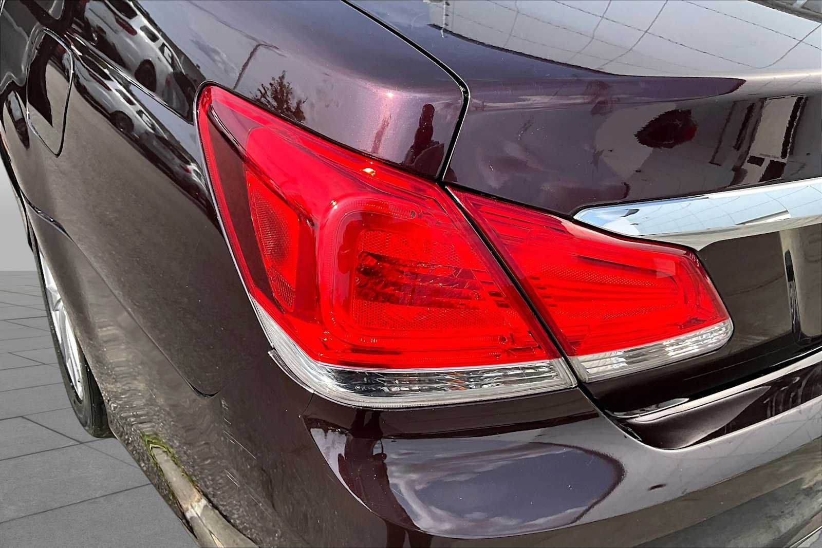 Used 2011 Toyota Avalon Limited FWD image 27