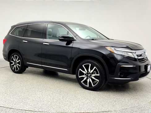 Used 2022 Honda Pilot Touring image 3