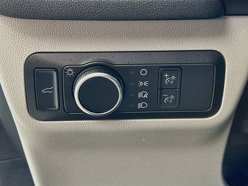 Used 2023 Ford Escape Active AWD/4WD image 10