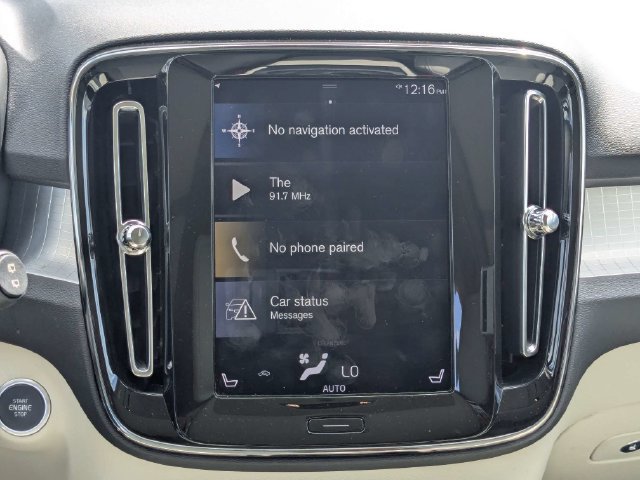 Used 2020 Volvo XC40 T5 Momentum w/ Protection Package Premier AWD/4WD image 19