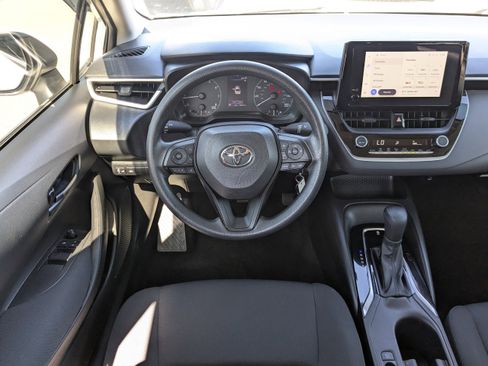 Used 2023 Toyota Corolla LE image 16