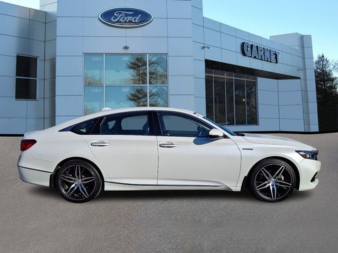 Used 2022 Honda Accord Touring image 10