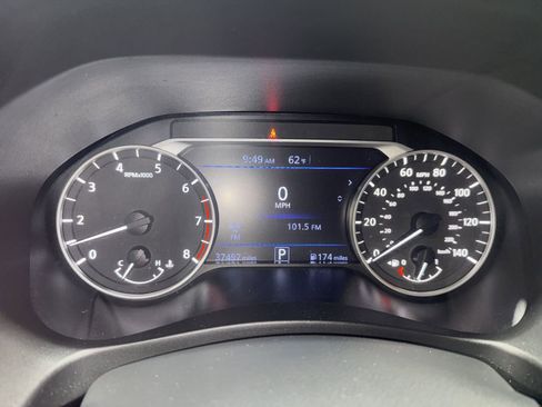 Used 2020 Nissan Altima 2.5 SV image 20