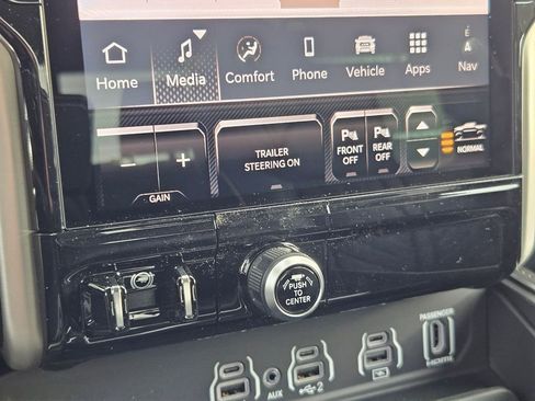 New 2026 RAM 1500 Tungsten w/ Towing Technology Group image 32