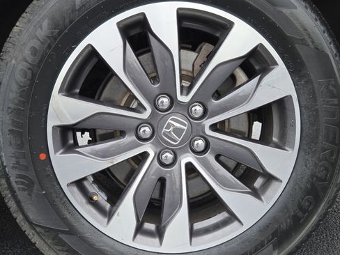 Certified 2024 Honda Odyssey EX-L image 13