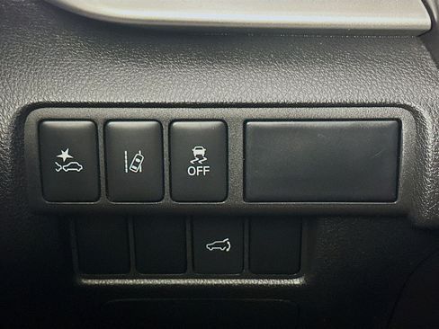 Used 2024 Mitsubishi Eclipse Cross SEL AWD/4WD image 16