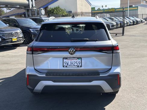 Certified 2026 Volkswagen Tiguan S w/ 18" Wheel Package FWD image 4
