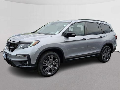 Certified 2022 Honda Pilot Sport image 5