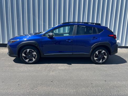 Certified 2025 Subaru Crosstrek 2.5i Limited w/ Crosstrek Mirror Package AWD/4WD image 3