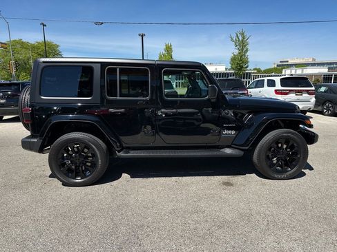 Used 2023 Jeep Wrangler Unlimited Sahara w/ Cold Weather Group AWD/4WD image 6