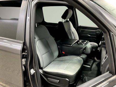 Used 2022 RAM 1500 Big Horn image 30