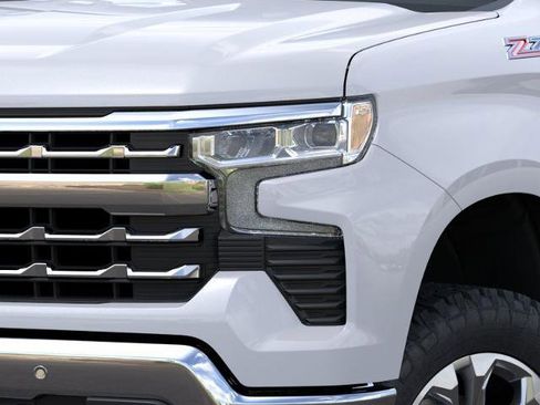 New 2026 Chevrolet Silverado 1500 LTZ w/ LTZ Premium Package AWD/4WD image 10
