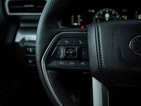 New 2025 Toyota Tacoma SR5 image 18