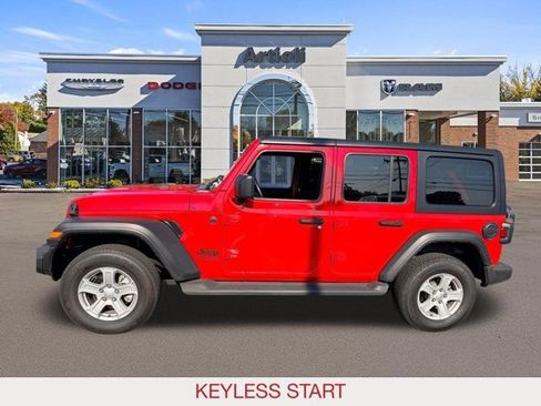 Used 2022 Jeep Wrangler Unlimited Sport AWD/4WD image 5