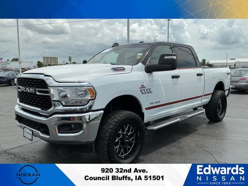 Used 2024 RAM 2500 Big Horn AWD/4WD image 5