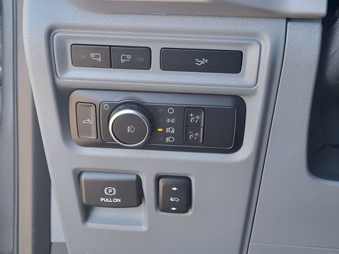 Used 2022 Ford F150 XLT w/ Equipment Group 302A High AWD/4WD image 22