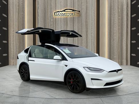 Used 2023 Tesla Model X AWD/4WD image 24