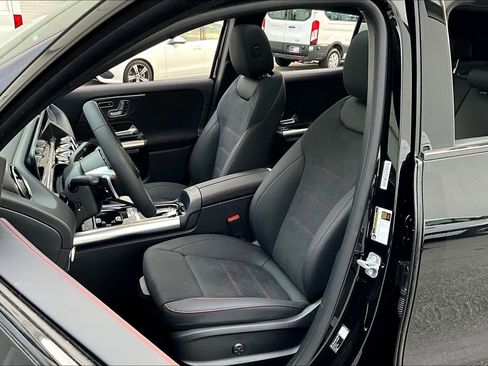 Used 2026 Mercedes-Benz GLA 250 GLA 250 image 8