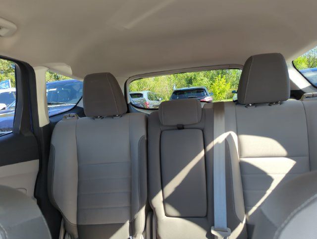 Used 2016 Ford Escape SE w/ Equipment Group 201A FWD image 50